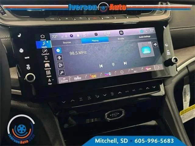 New 2026 Bright White Clearcoat Jeep Laredo image 20