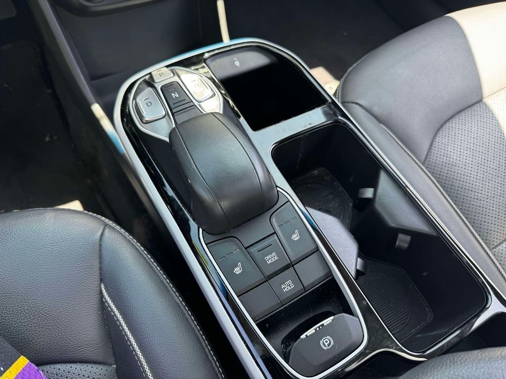 Used 2019 Black Hyundai Limited image 29