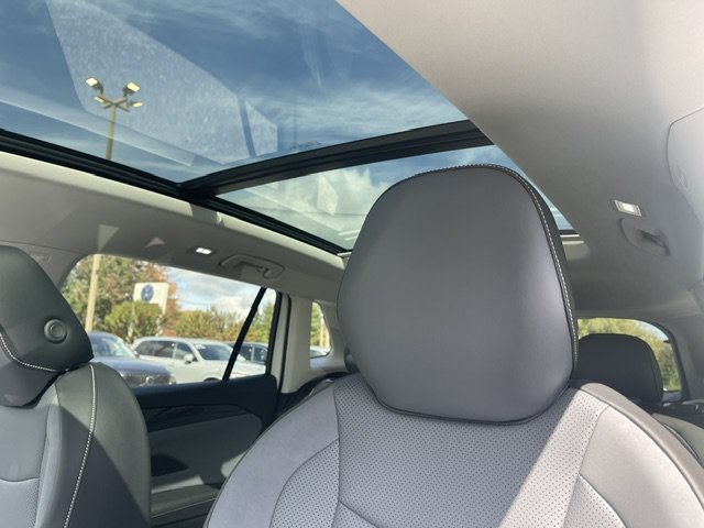 New 2026 Pure White Volkswagen 2.0T SE image 11