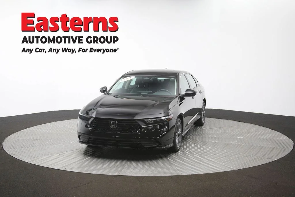 Used 2024 Black Honda EX-L image 55