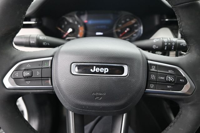 Used 2023 White Jeep Limited image 11