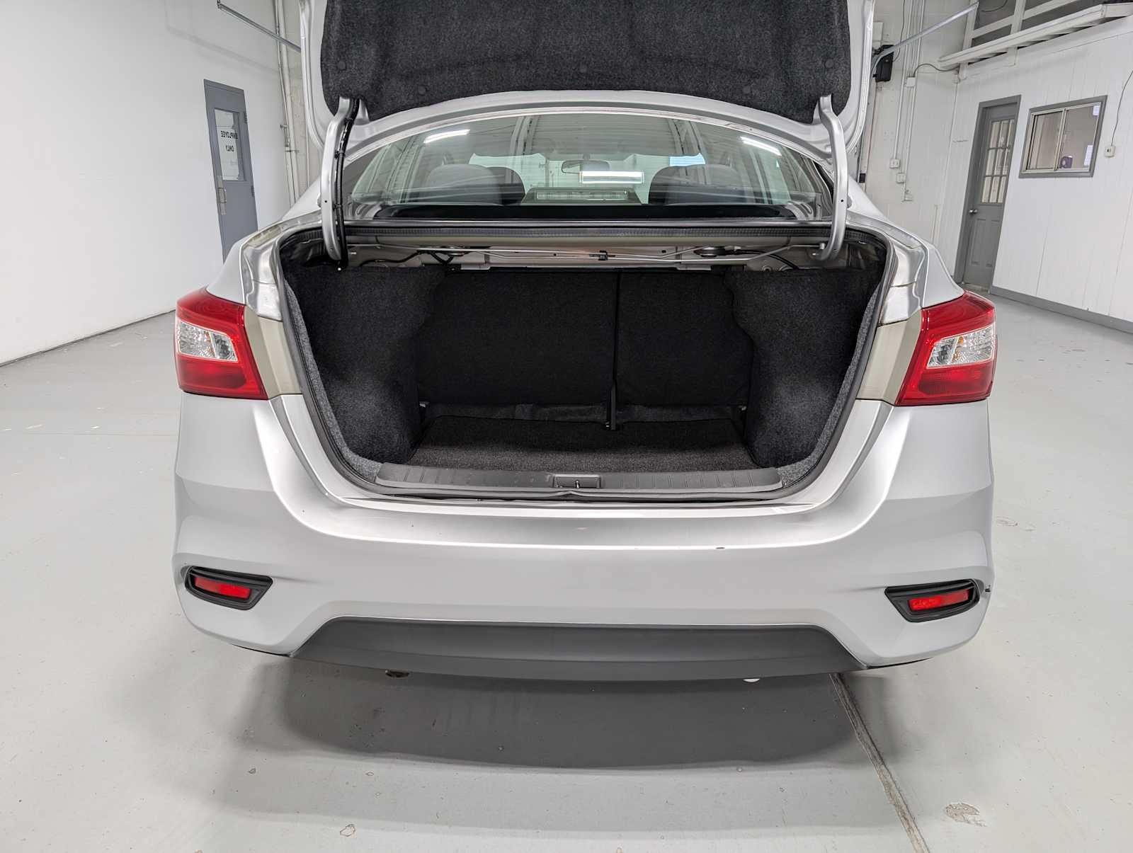 Used 2017 Brilliant Silver Nissan S image 34