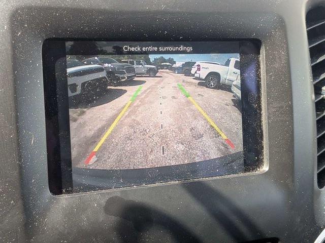 Used 2019 Silver Jeep Latitude Plus image 21