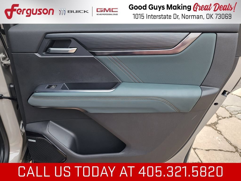 2026 GMC Acadia AT4 - Photo 44
