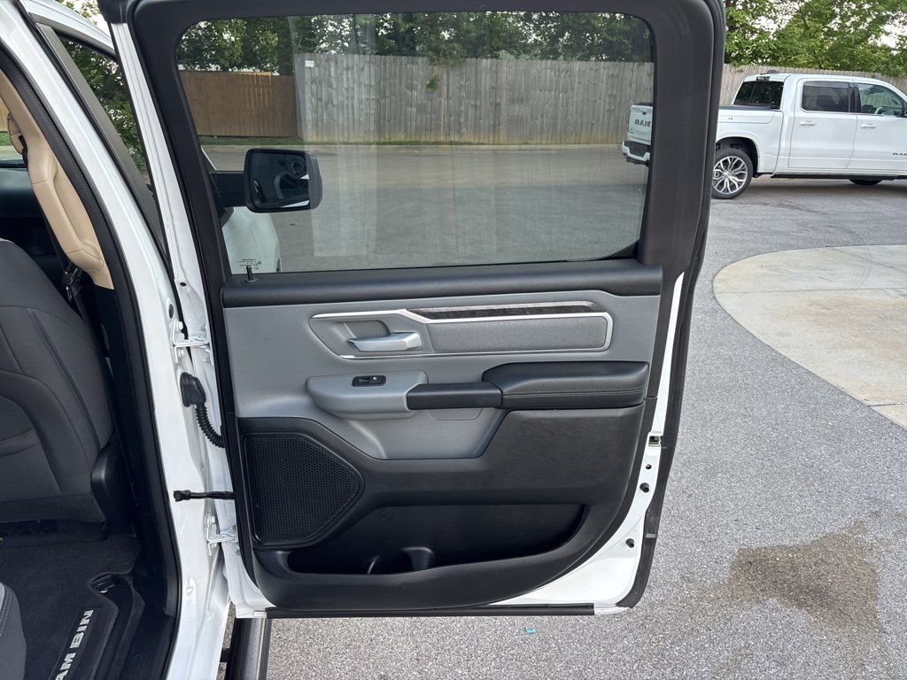 Certified Used 2019 White Ram Big Horn/Lone Star image 37