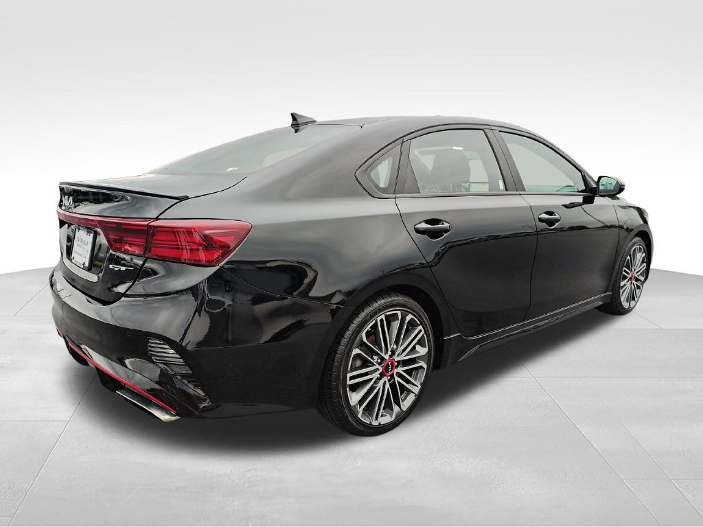 Used 2023 Black Kia GT image 5