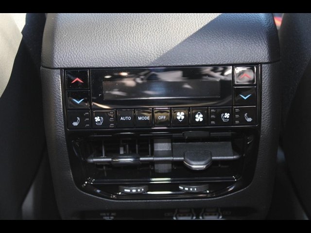 Used 2022 Diamond Black C Jeep Summit Reserve 4xe image 12