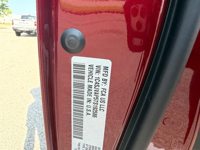 New 2026 Velvet Red Pearlcoat (DISC) Jeep Upland image 26