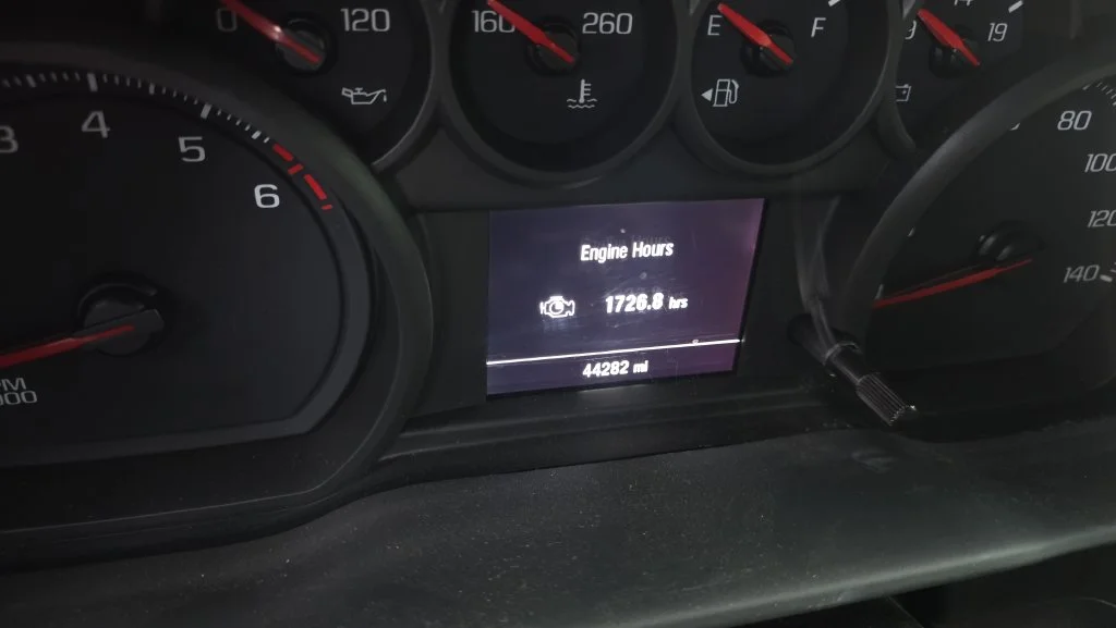Used 2024 White Chevrolet Custom image 17