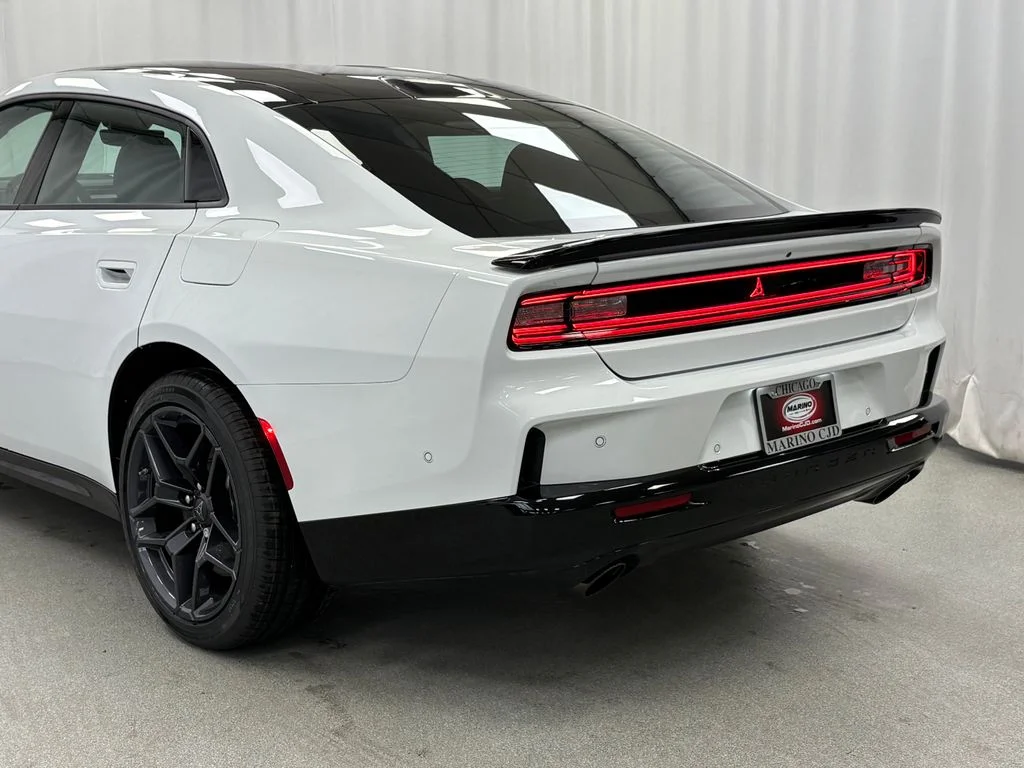 New 2026 White Knuckle Exterior Paint Dodge R/T Scat Pack image 12