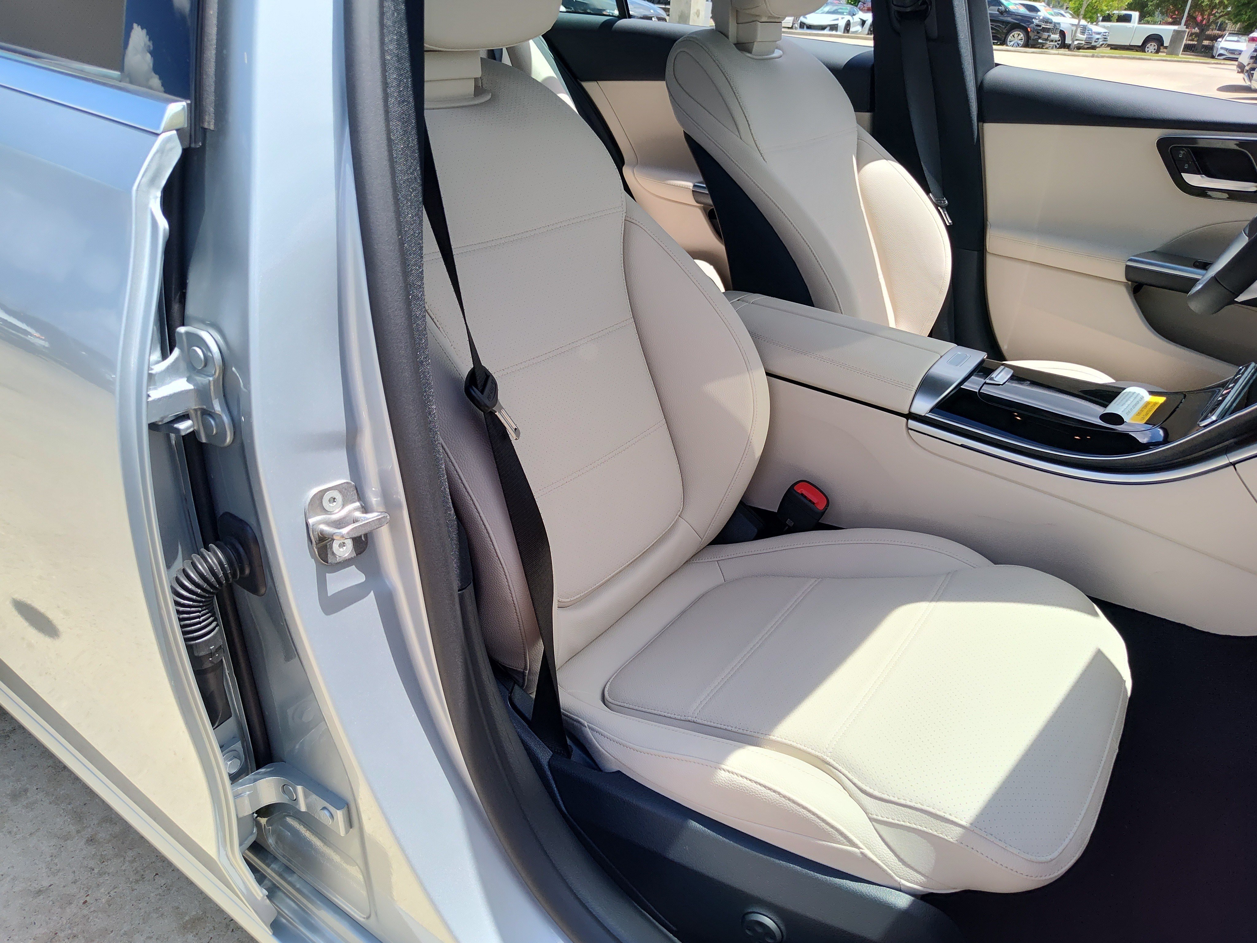 New 2026 Cirrus Silver Metallic Mercedes-Benz C 300 image 27