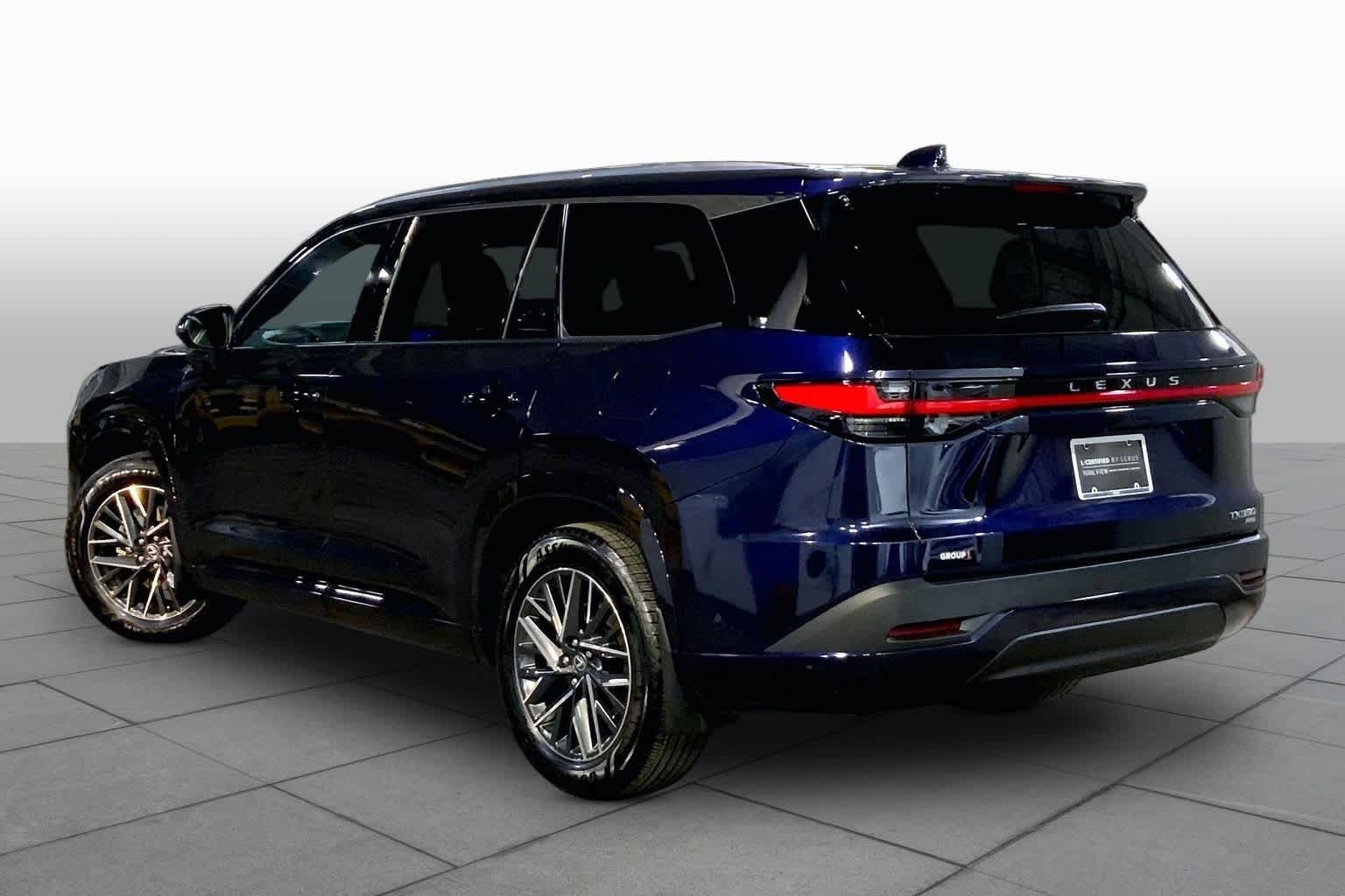 Used 2025 Nightfall Mica Lexus Premium image 12