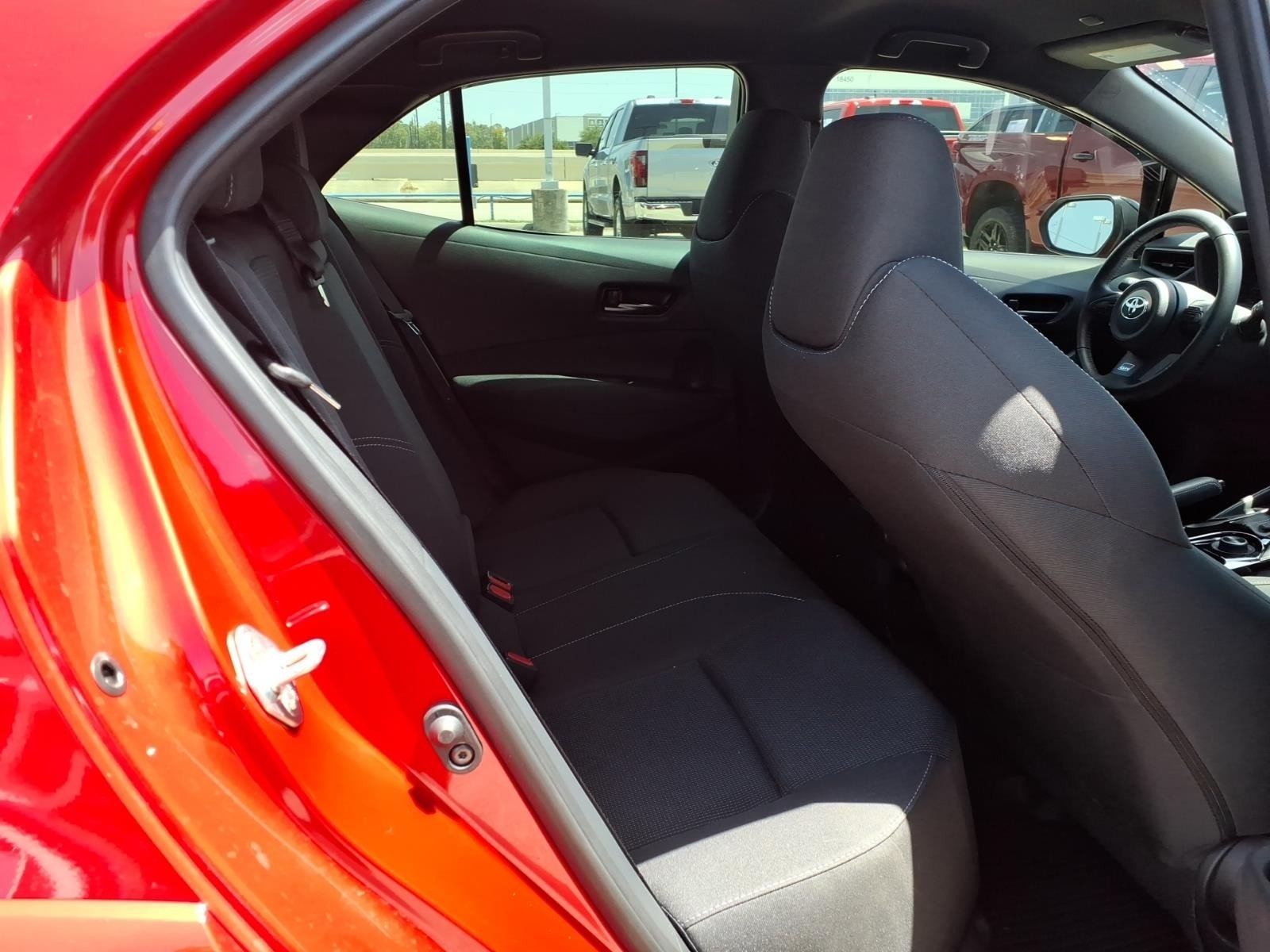 2025 Toyota GR Corolla Core - Photo 13