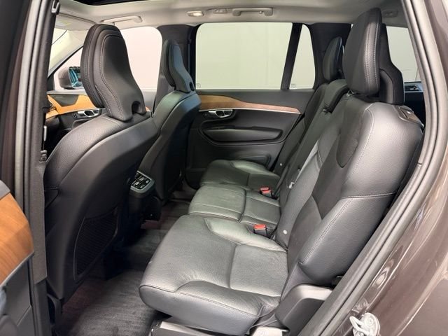 Certified Used 2023 Platinum Gray Metallic Volvo B6 Plus 7-Seater image 20