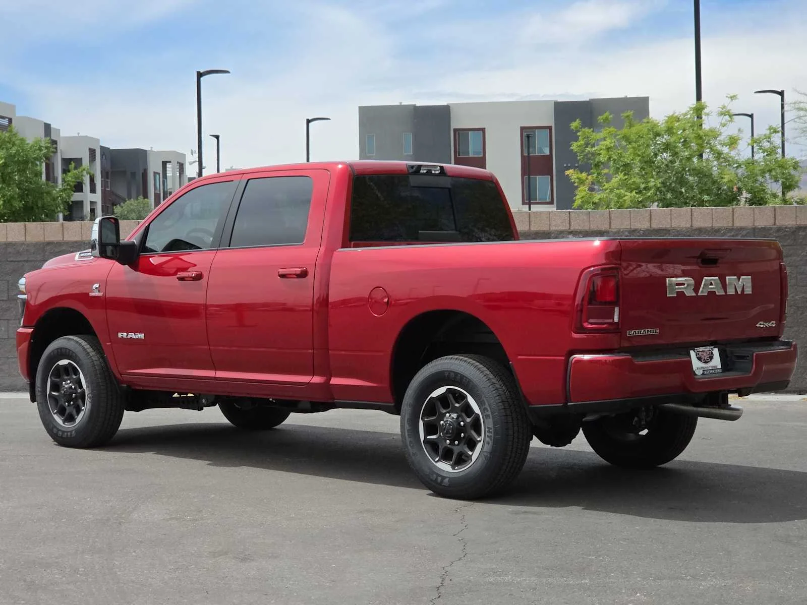 2026 RAM 3500 Laramie - Photo 6