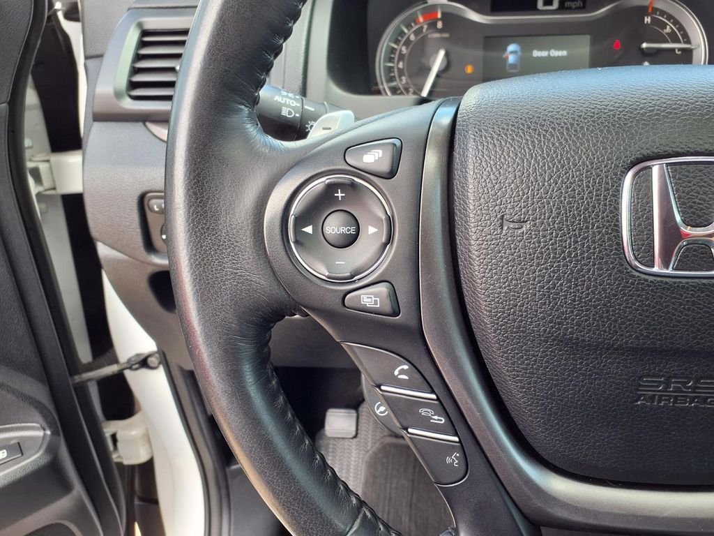 Used 2023 White Honda RTL-E image 8