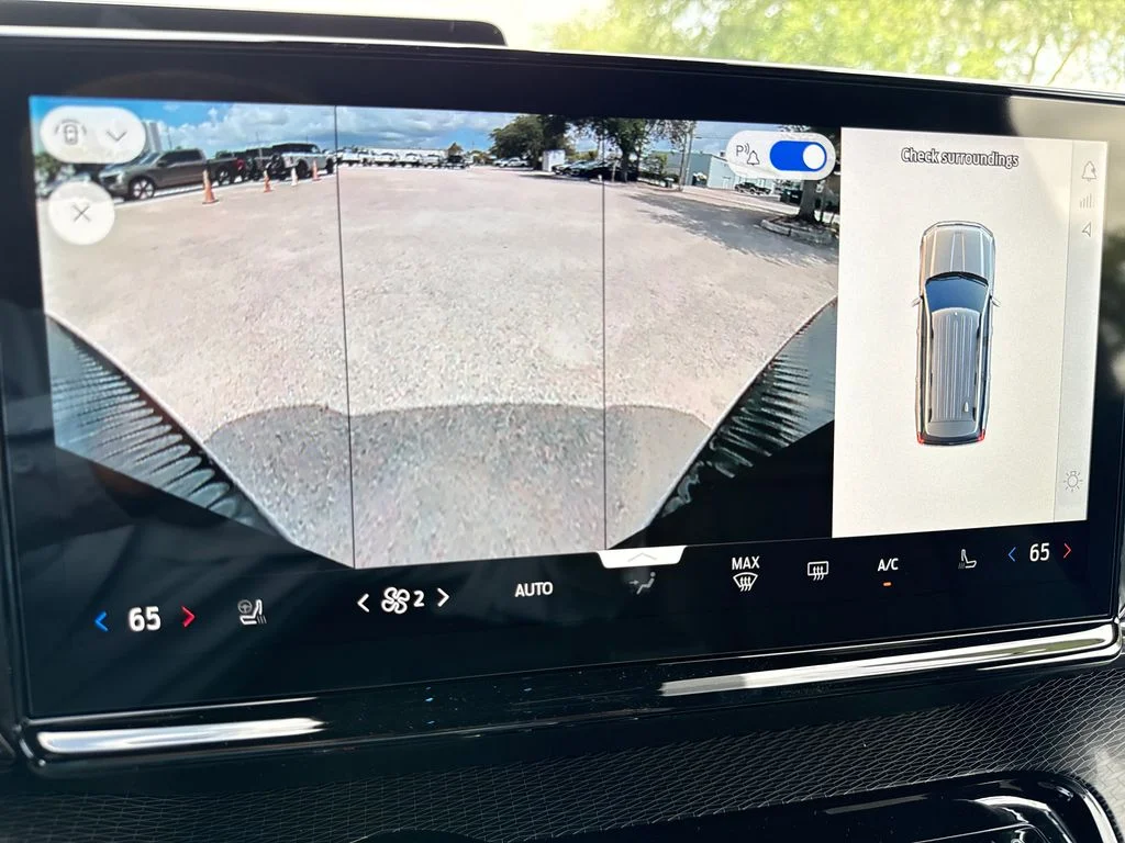 New 2027 Black Ford Platinum image 29