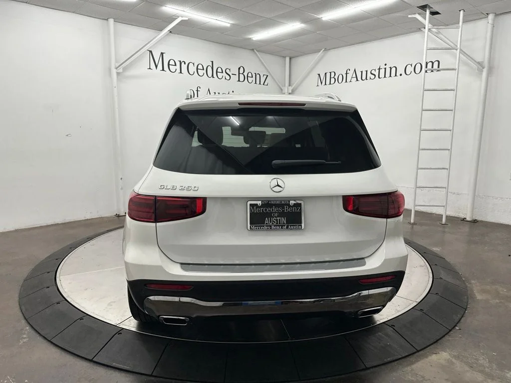 New 2026 White Mercedes-Benz GLB 250 image 6