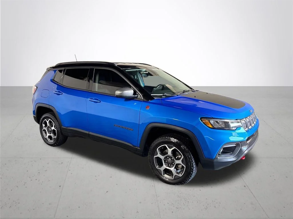 Used 2022 Blue Jeep Trailhawk image 4