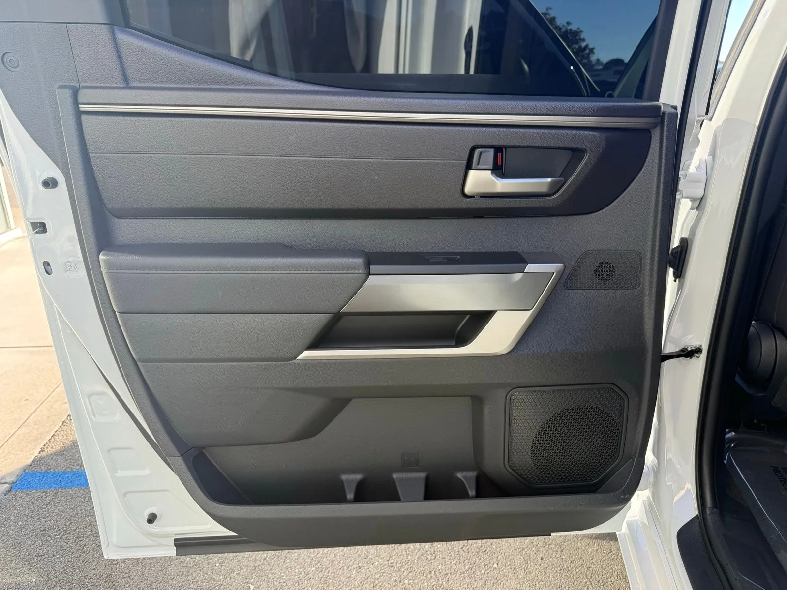 2024 Toyota Tundra SR5 - Photo 25