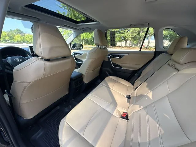 Used 2025 Black Toyota XLE Premium image 24