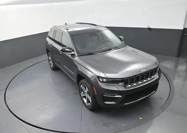 Used 2022 Gray Jeep 4xe image 12
