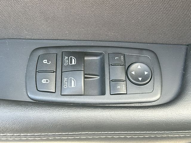 Used 2016 Black Dodge SXT image 18