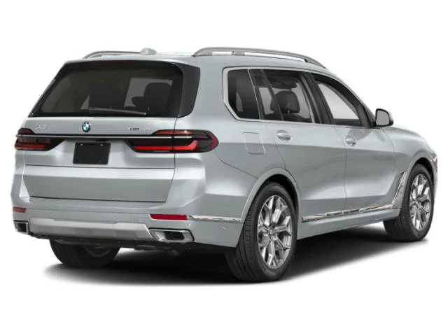 Used 2026 Skyscraper Grey Metallic BMW xDrive40i image 5