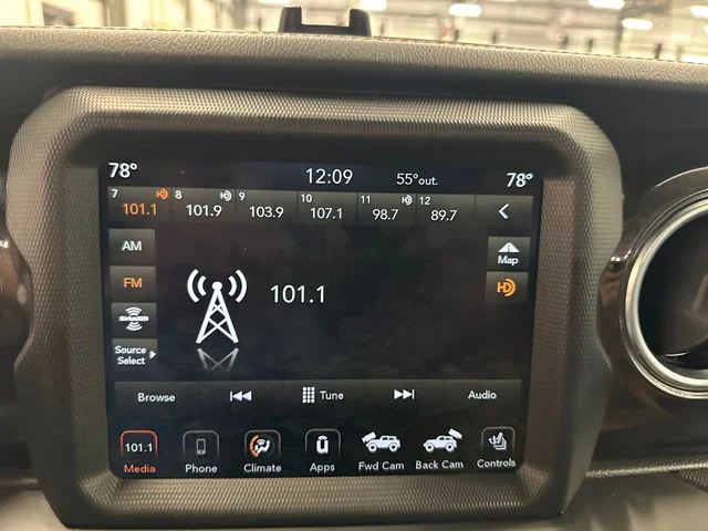 Used 2022 Gray Jeep Unlimited Rubicon 392 image 31