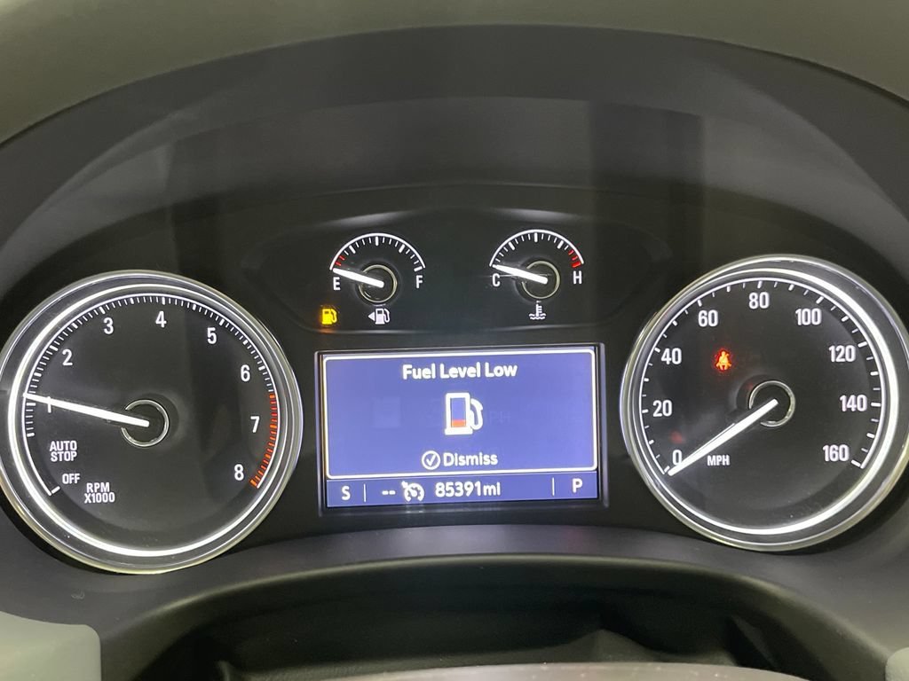 Used 2021 Includes Spectra Gray lower exterior accent color.) Buick Premium image 21