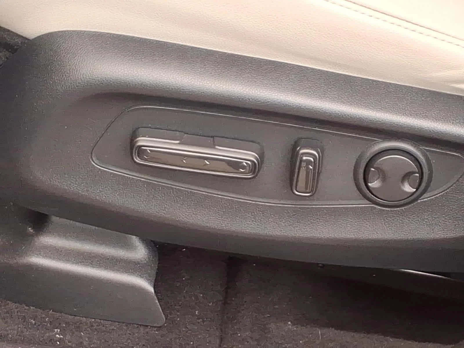 2025 Honda CR-V EX-L - Photo 18