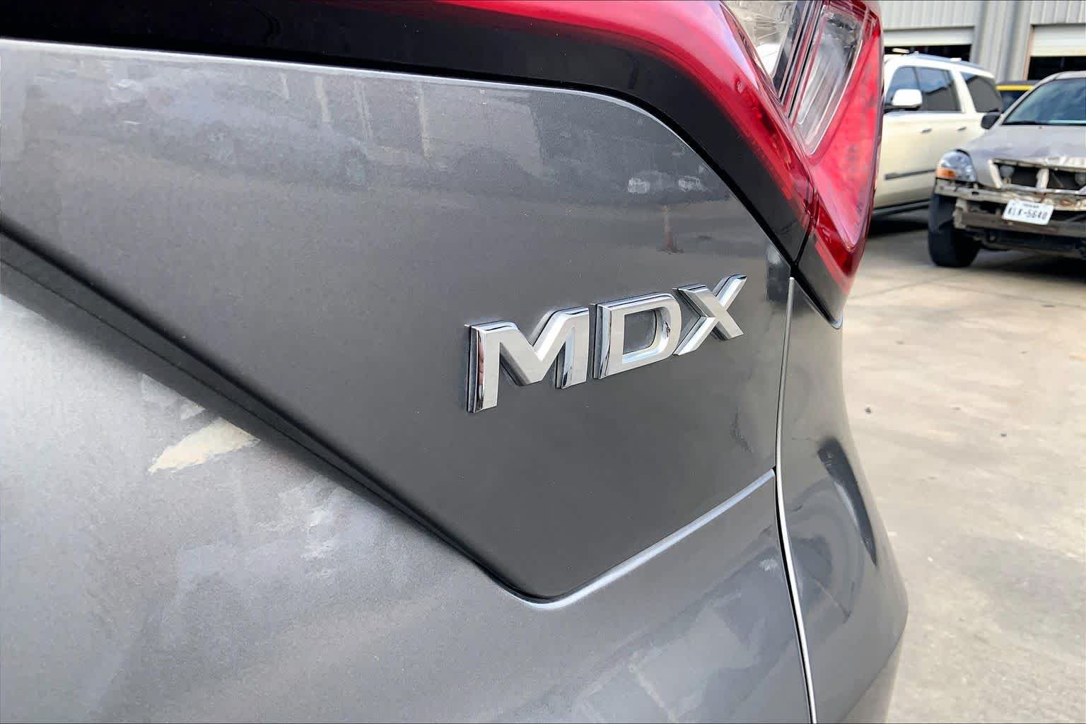 Used 2022 Liquid Carbon Metallic Acura  image 31