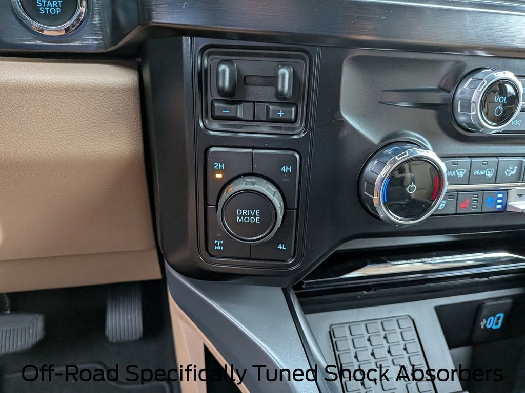 New 2026 Glacier Gray Metallic Tri-Coat Ford F-250® Lariat® image 24