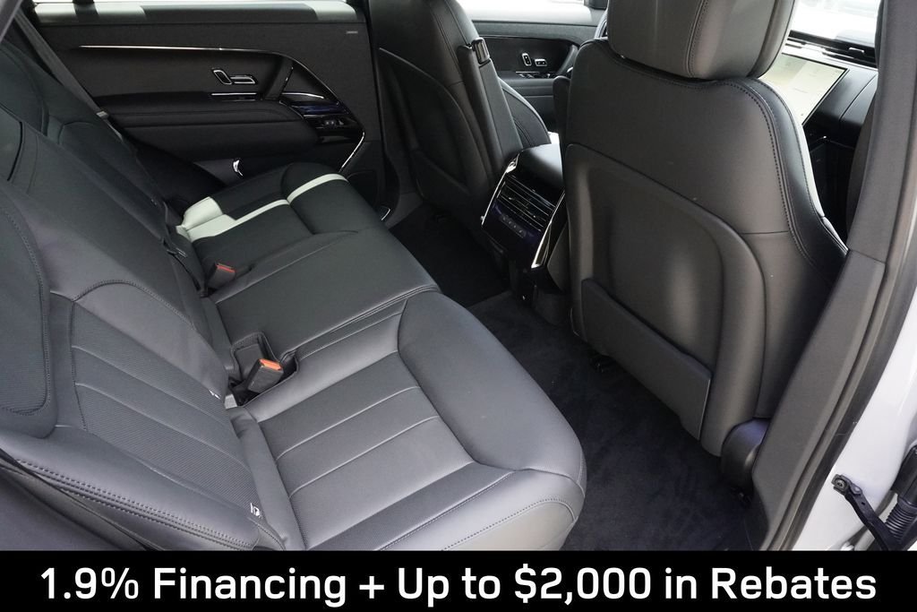 New 2026 Borasco Grey LAND ROVER SE image 26