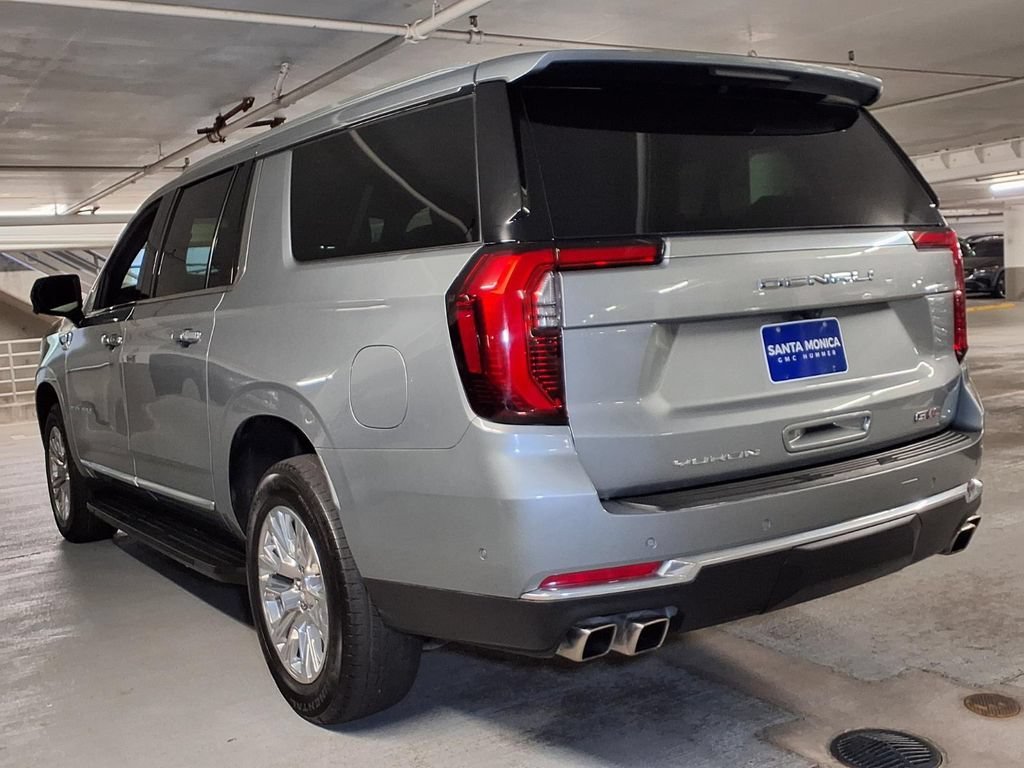 2025 GMC Yukon XL Denali - Photo 3