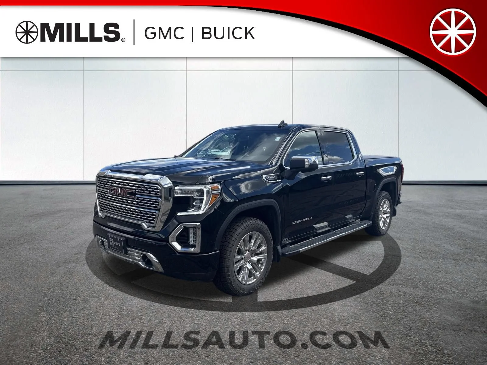 2021 GMC Sierra 4WD Crew Cab Short Box Denali's photo