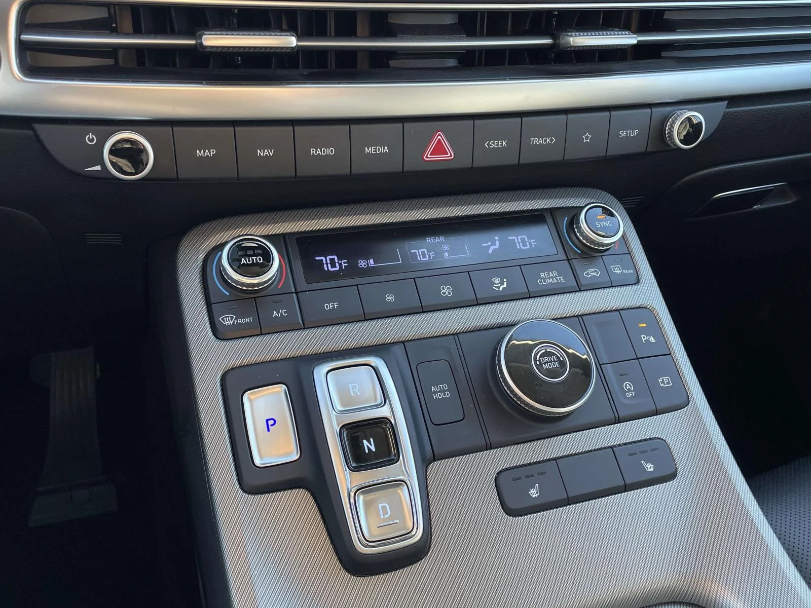 Used 2023 Hyper White Hyundai XRT image 19