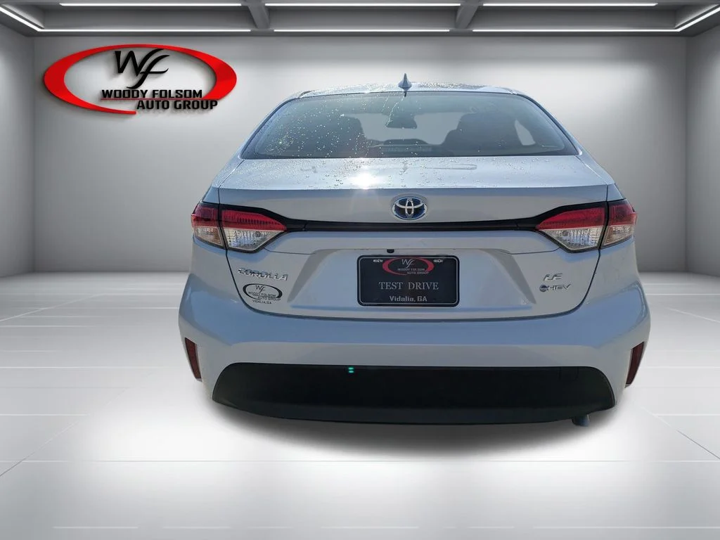 Used 2025 Beige Toyota LE image 6