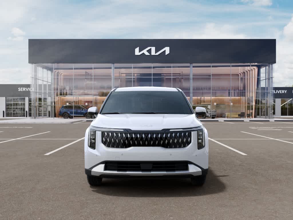 New 2026 Snow White Pearl Kia LX image 2