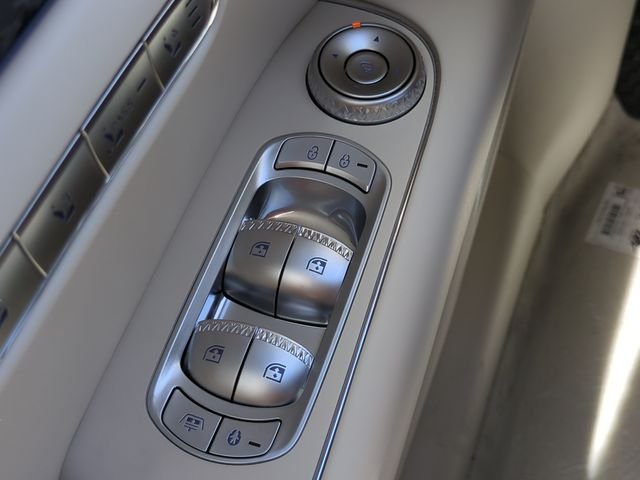 New 2026 White Genesis 3.5T e-SC image 19