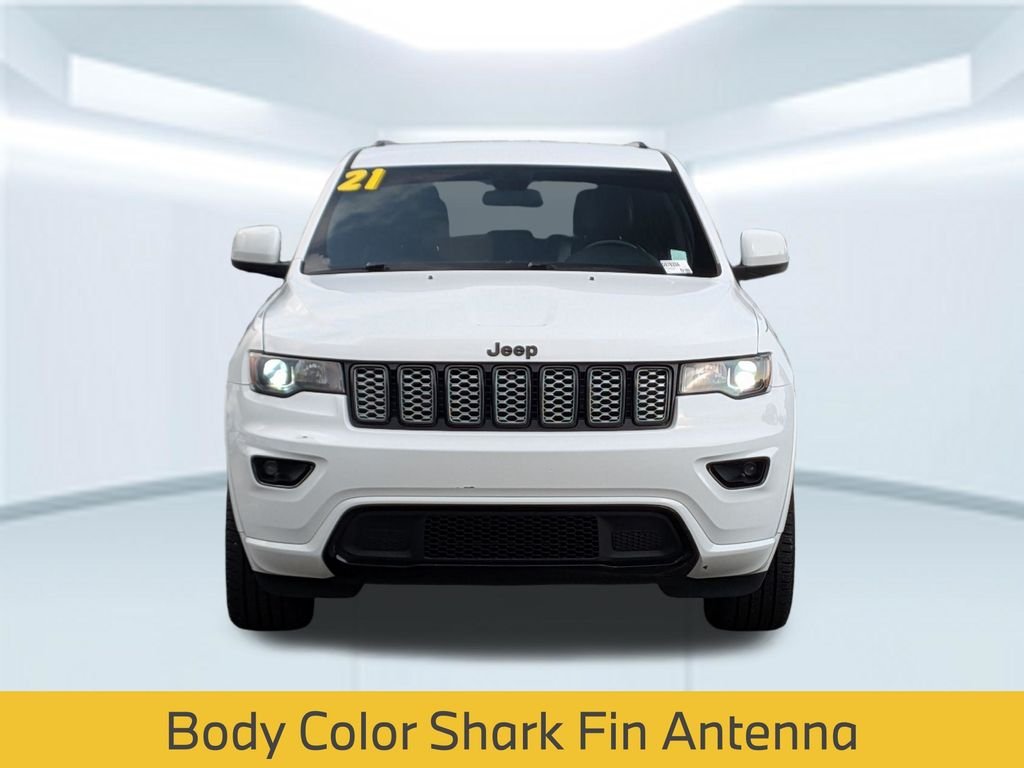 Used 2021 White Jeep Laredo X image 10