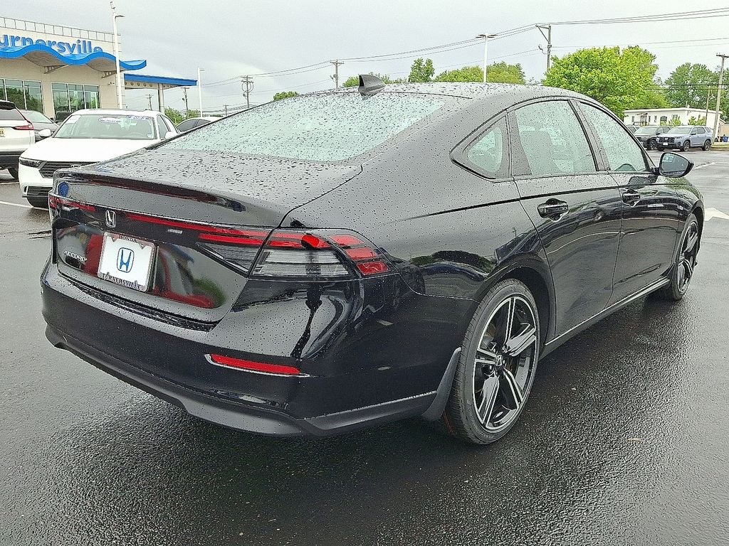 New 2026 Crystal Black Pearl Honda SE image 4