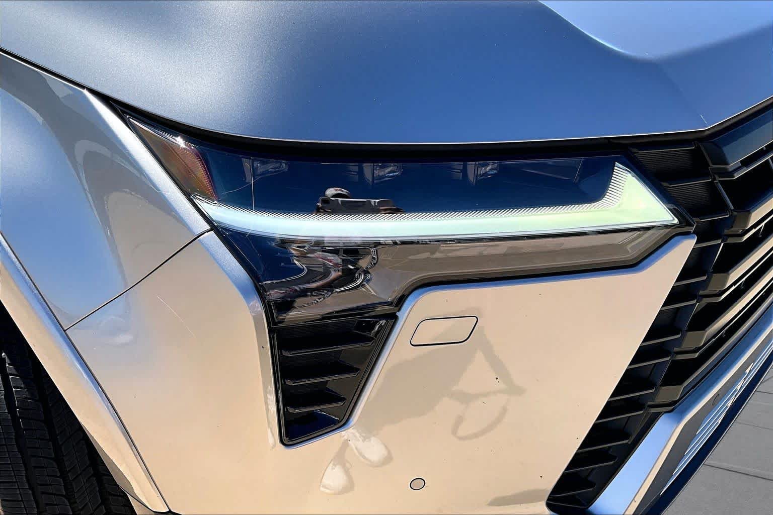 Used 2025 Atomic Silver Lexus Luxury+ image 55