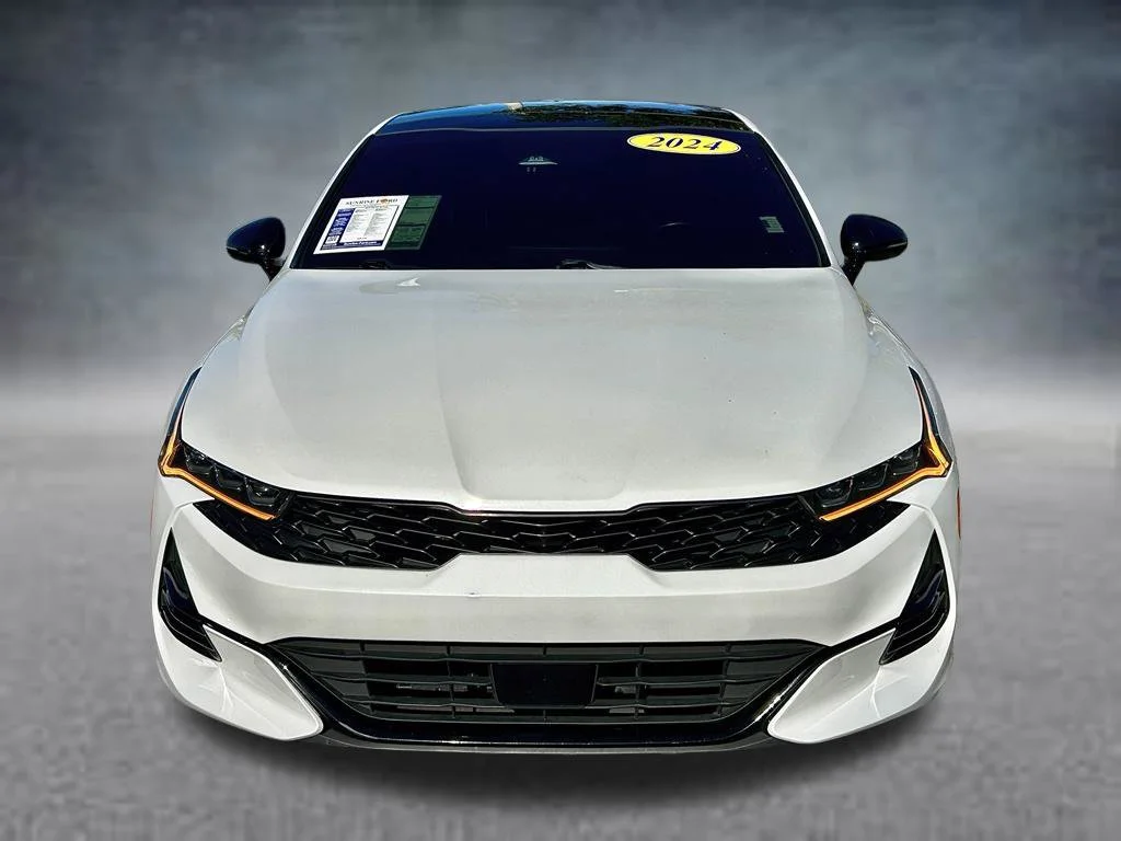 Certified Used 2024 Glacial White Pearl Kia GT-Line image 2