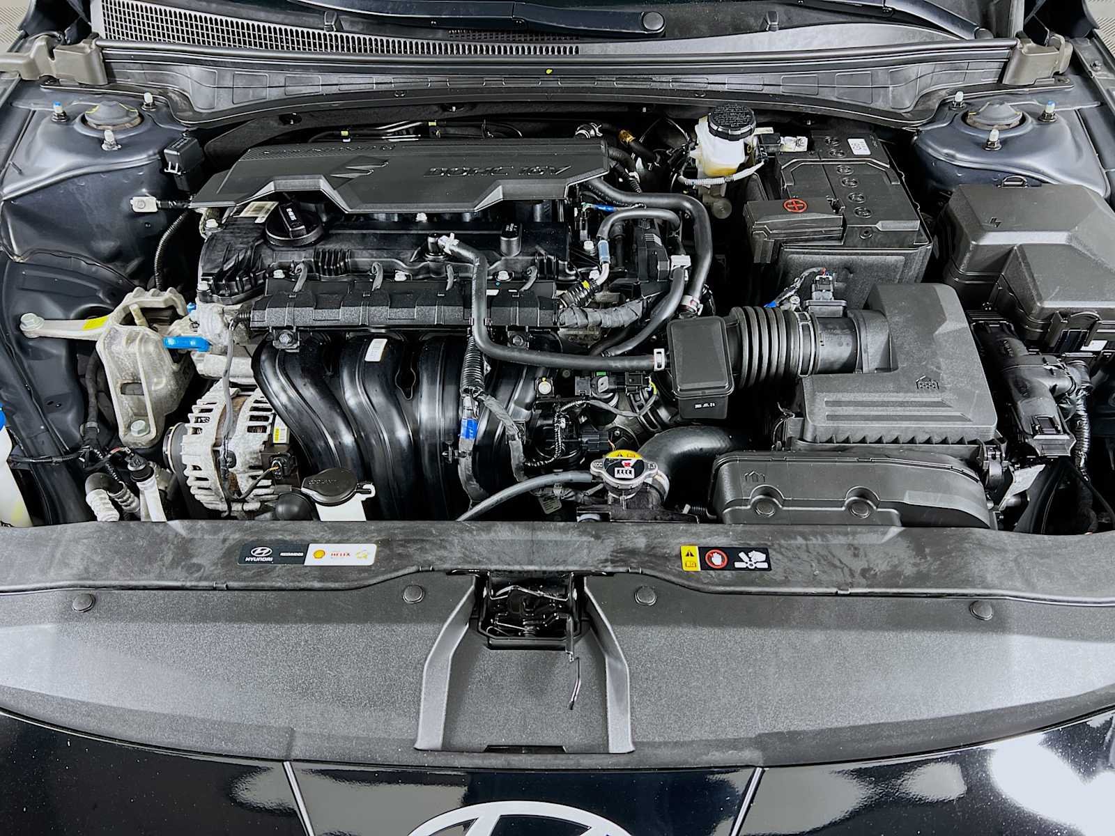 Used 2025 Abyss Black Hyundai SEL Convenience image 31