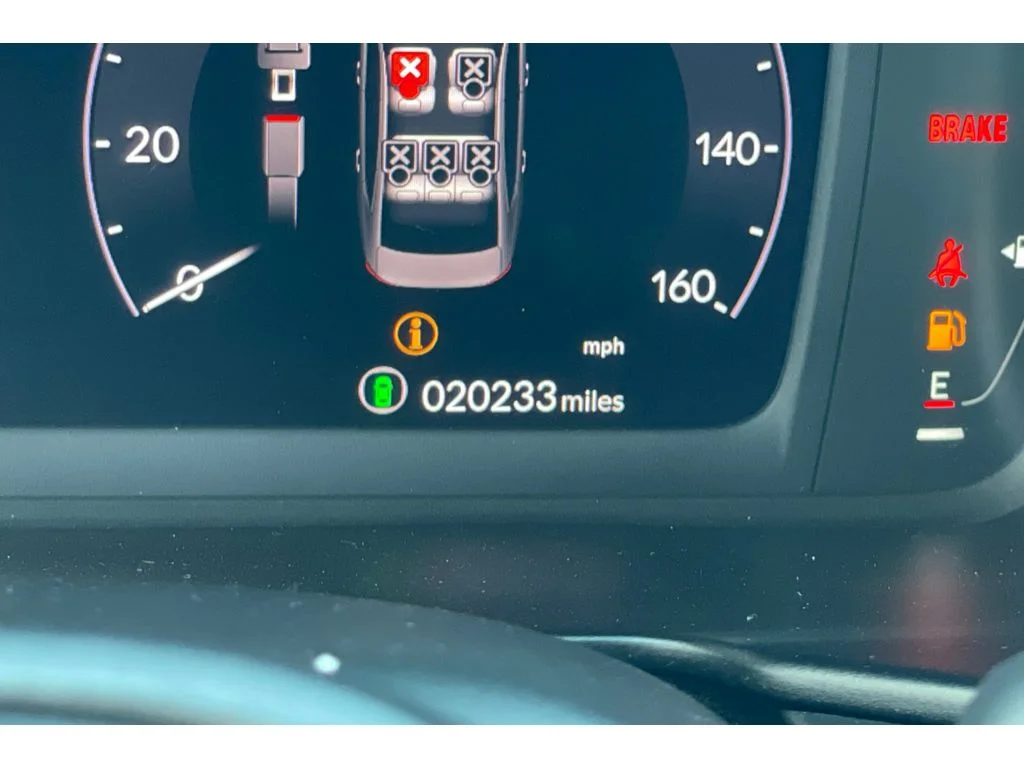 Used 2024 Meteorite Gray Metallic Honda LX image 35