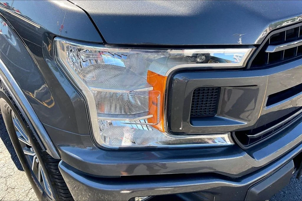 Certified Used 2020 Magnetic Ford XLT image 28