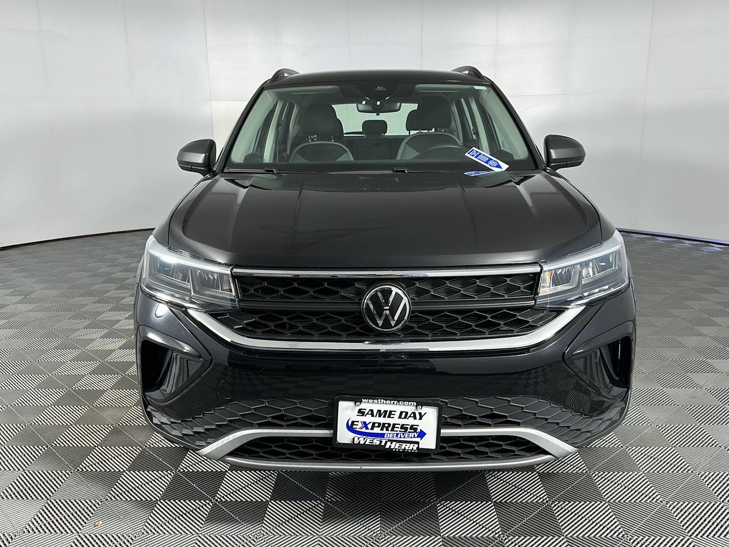 Used 2023 Deep Black Pearl Volkswagen S image 4