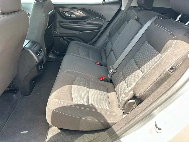 Used 2023 Silver GMC SLE image 11