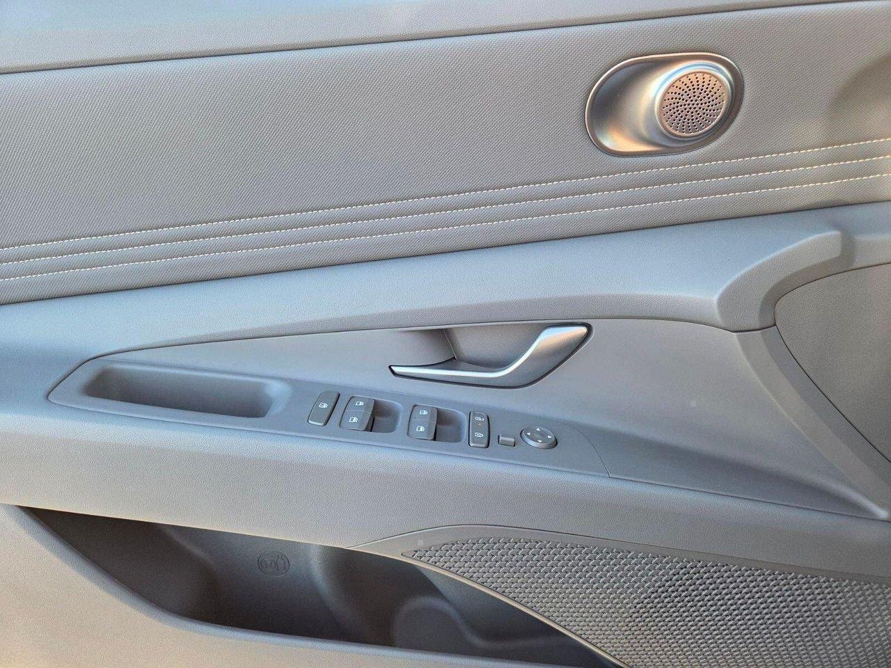New 2026 Gray Hyundai SEL Sport image 10
